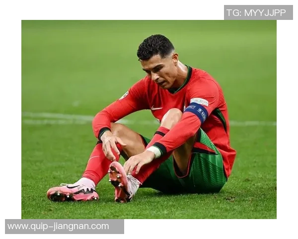 泪目!C罗40岁仍然能飞:第96分钟超级倒钩看呆队友,梦回7年前巅峰